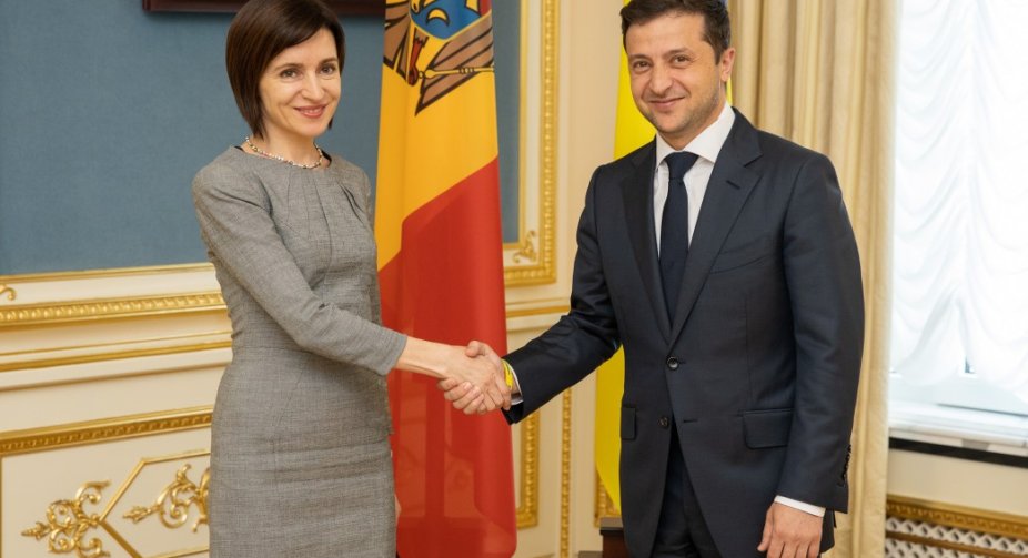 Volodymyr Zelensky discussed energy security issues with the president of Moldova
