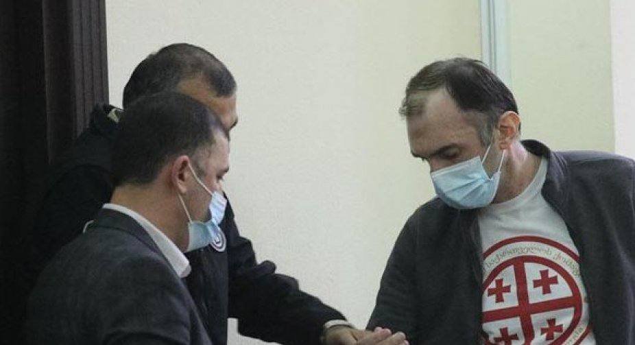 Extradited ex-official Kardava leaves court in protest 