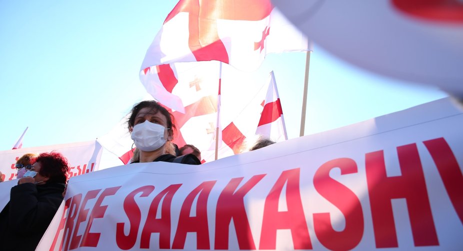 Грузинська опозиція влаштувала акцію біля стін Руставської в'язниці