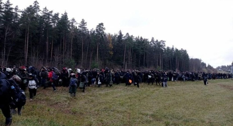 У Польщі показали зіткнення силовиків із мігрантами на кордоні