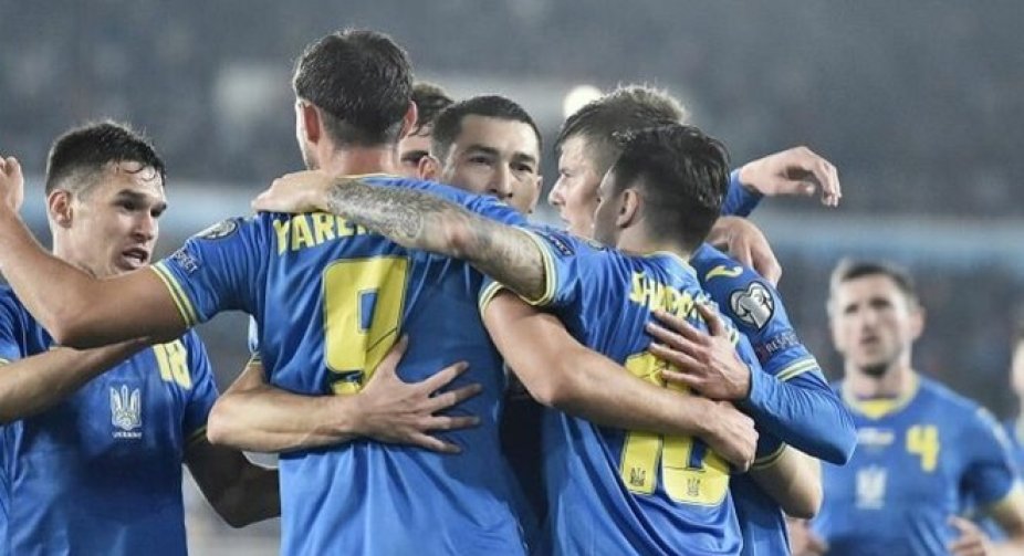 Збірна України з футболу обіграла Боснію та Герцеговину з рахунком 2:0 та вийшла у плей-офф відбору на ЧС-2022