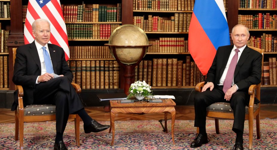 Байден та Путін проведуть відеодзвінок 7 грудня