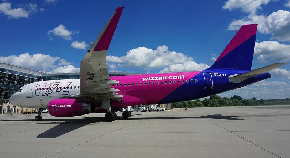 Wizz Air скасувала 20 рейсів з України