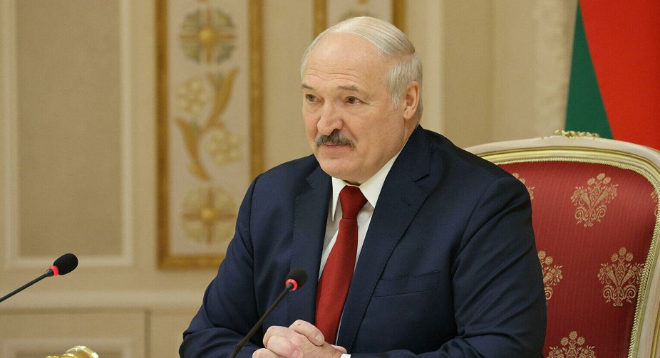 Лукашенко заявив про накопичення Україною "націоналістів-радикалів" на кордоні