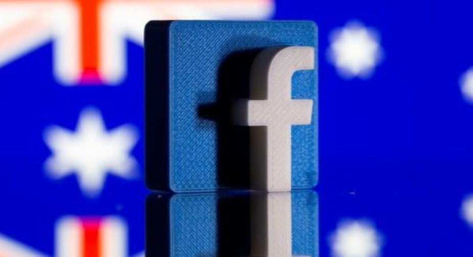 Facebook 'refriends' Australia after changes to media laws
