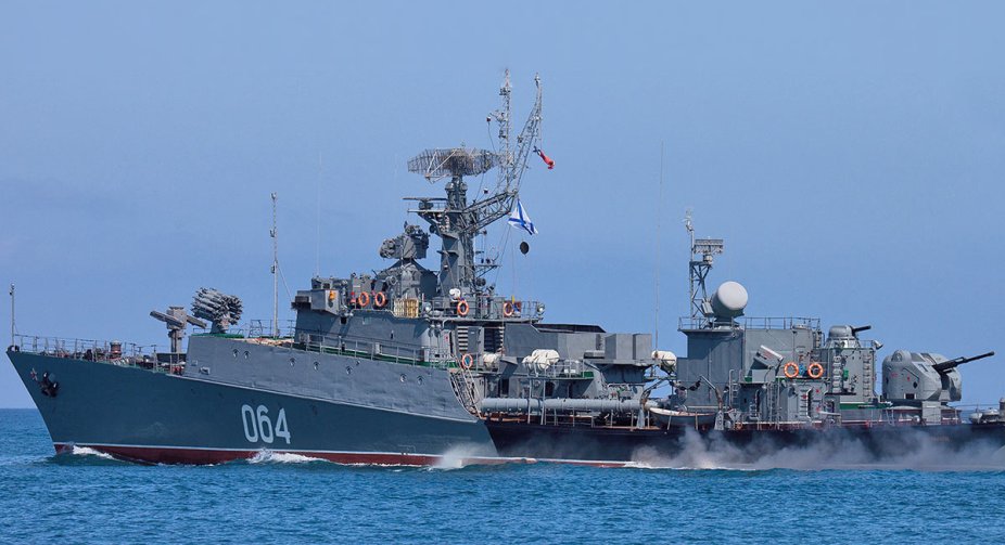 Росія розпочала військові навчання у Чорному морі: беруть участь понад 20 кораблів