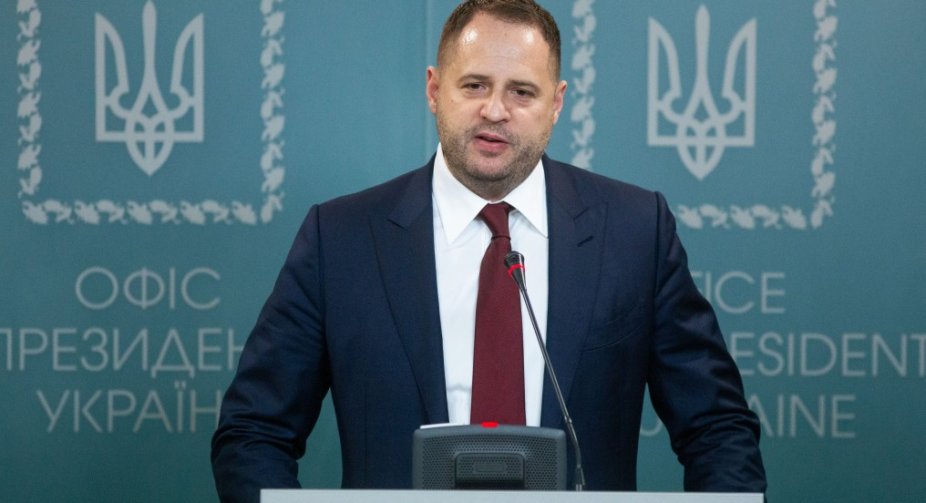 Андрій Єрмак прибув до Парижа для участі у зустрічі радників лідерів країн Нормандського формату