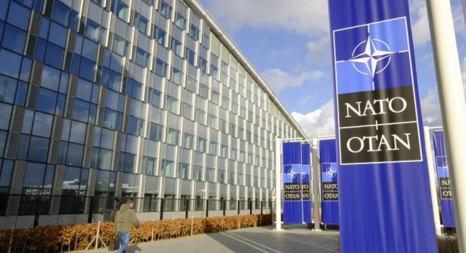 NATO admits that Russia is not planning to invade Ukraine - Euractiv