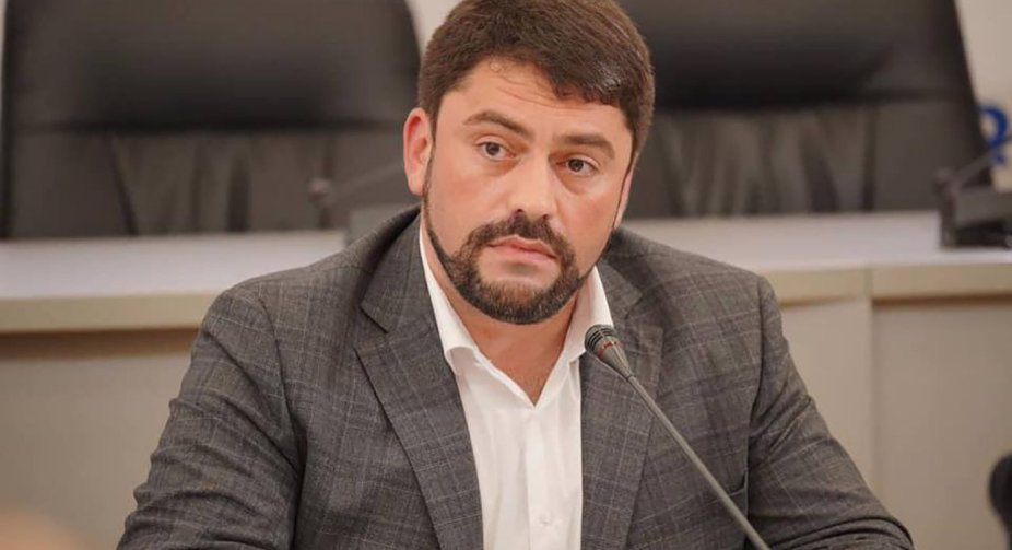 Стало відоме ім'я викритого на хабарі депутата Київради