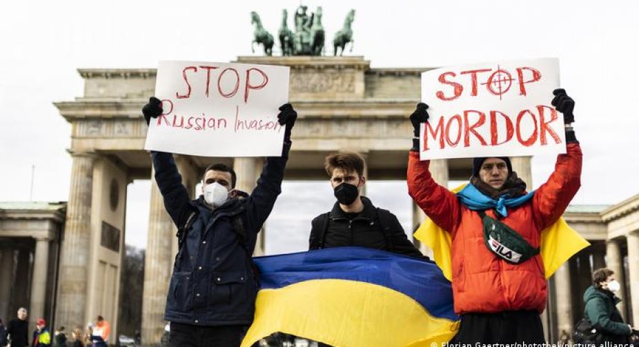 Весь світ підтримує Україну у протистоянні російській агресії