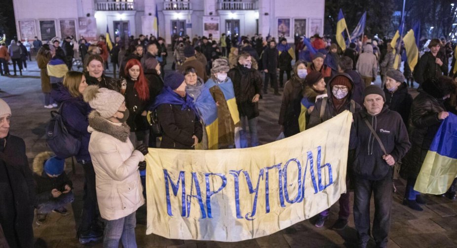 Fierce fighting in all directions in Mariupol - mayor