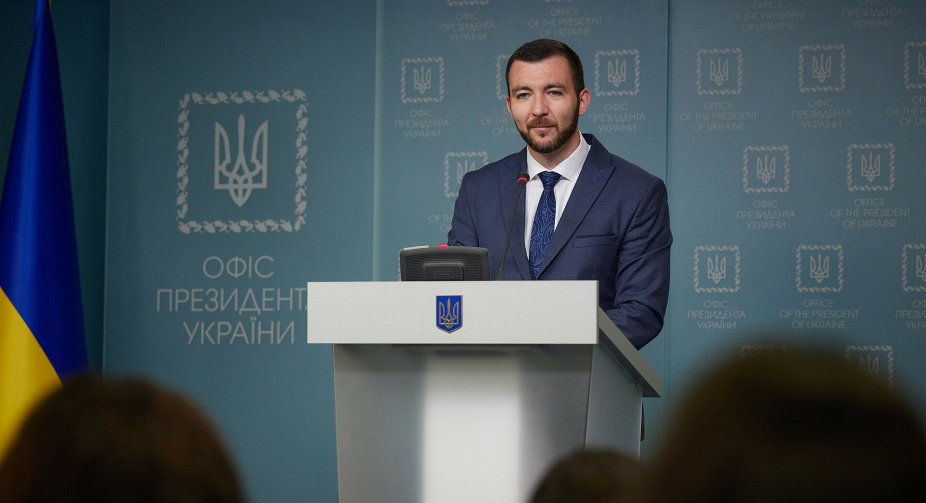 Україна та Росія консультуються про місце та час переговорів – Нікіфоров