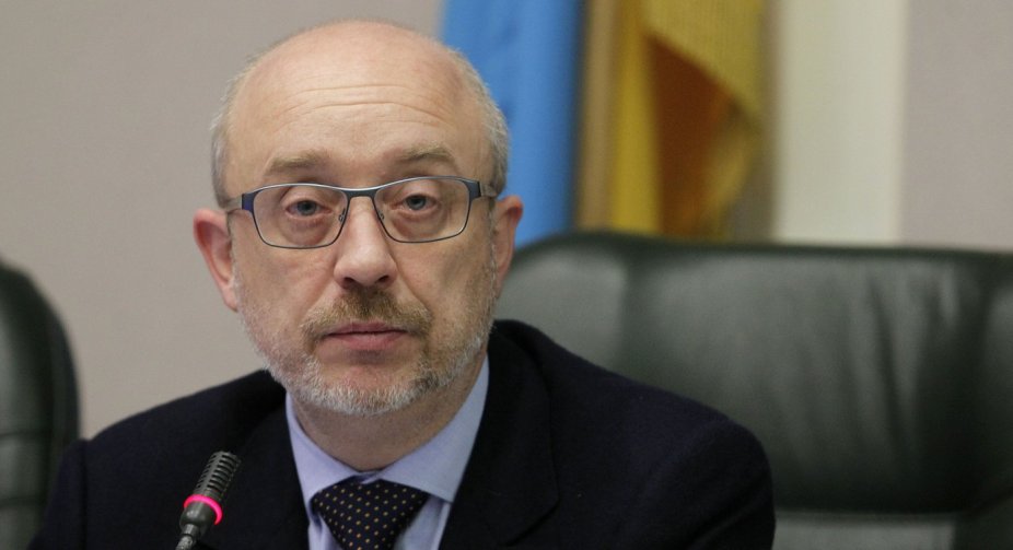 Рєзніков: Ворог змінює тактику, наступ великими колонами захлинулося