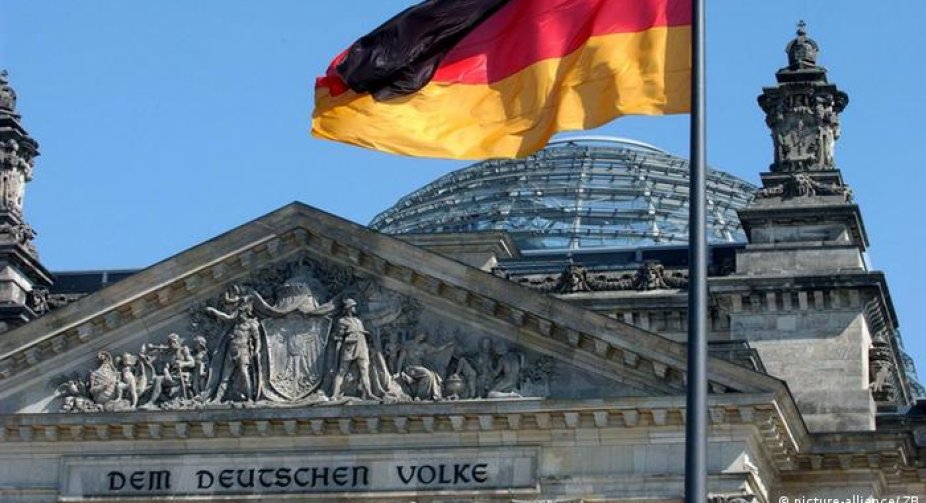 The German government has authorized the delivery of 400 anti-tank missiles of its own production to Ukraine, located in the Netherlands - DPA