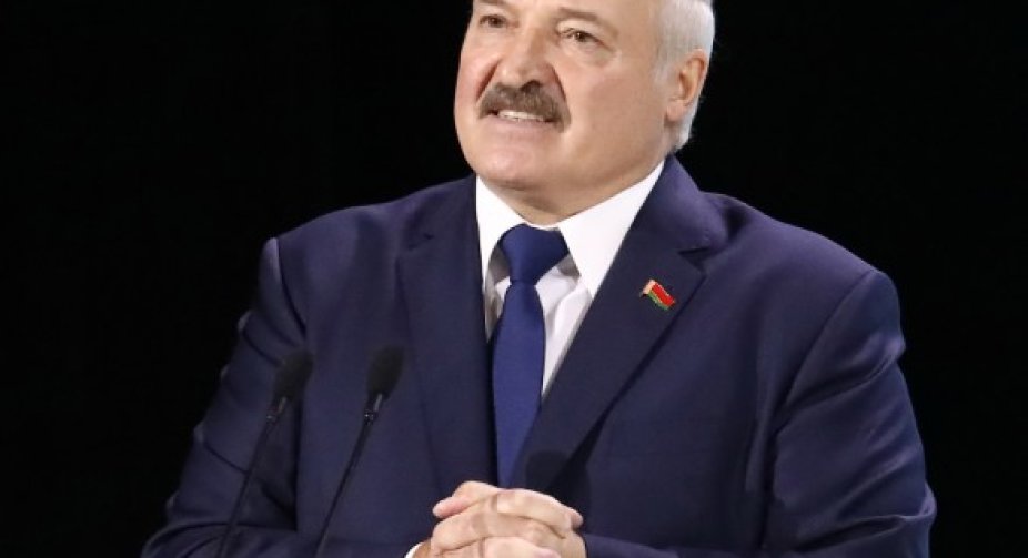 Лукашенко не виключив зустріч Путіна із Зеленським під час прогресу на переговорах. У Кремлі відреагували - росЗМІ
