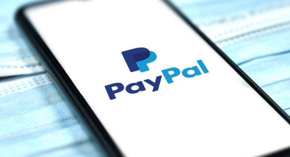 PayPal припиняє роботу в Росії через війну проти України