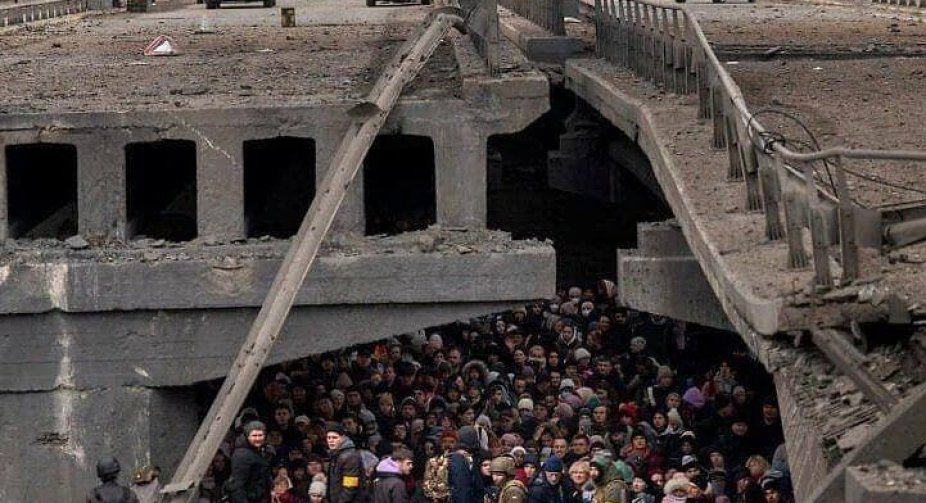Агресор обстріляв з мінометів цивільних, що евакуювалися з Ірпеня, загинули троє, в т. ч. двоє дітей - ЗМІ