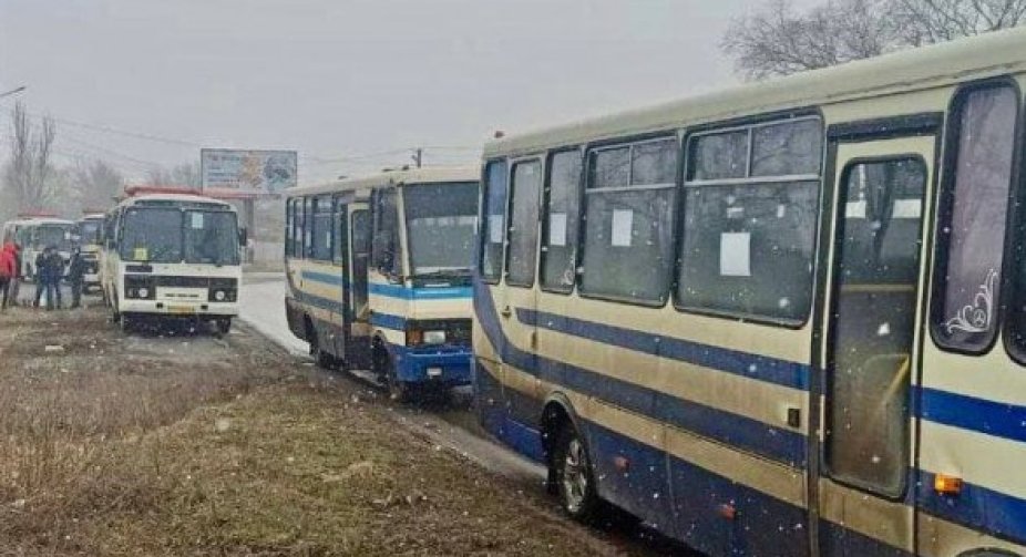Евакуація населення за кількома гуманітарними коридорами продовжиться сьогодні