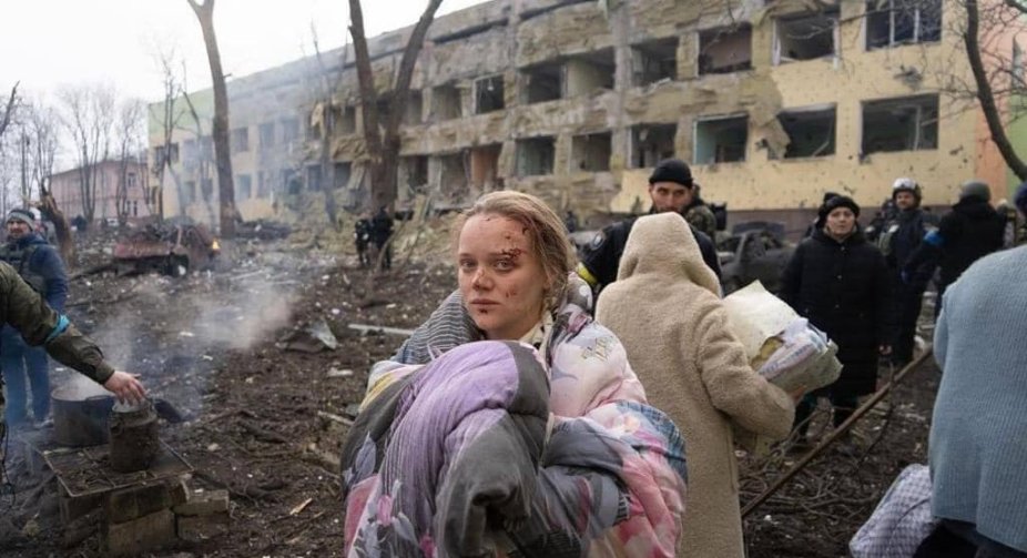 Лавров підтвердив, що Росія свідомо розбомбила пологовий будинок у Маріуполі