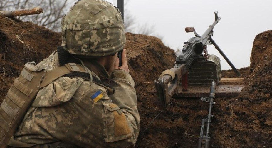 На Донбасі за добу поранено та травмовано дев'ятьох військових