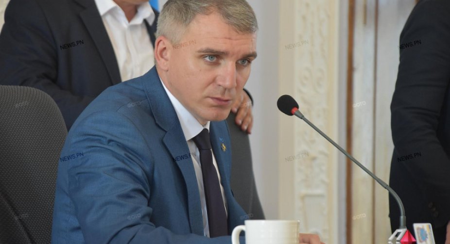 Мер Миколаєва показав повідомлення від росіян із закликом здати місто
