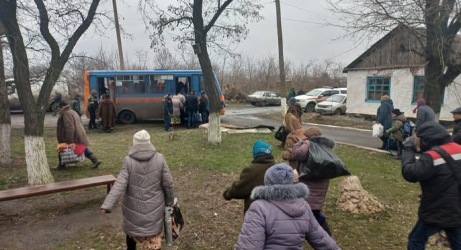 Російські окупанти силоміць змушують жителів Маріуполя виїжджати на територію РФ - міськрада