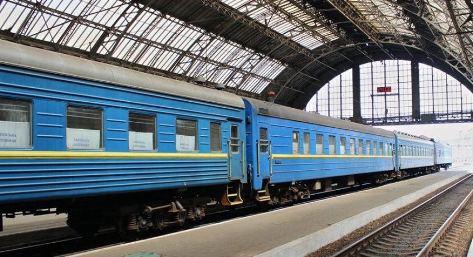 "Укрзалізниця" з 21 березня запускає човникові рейси "Дарниця – Святошин" у столиці