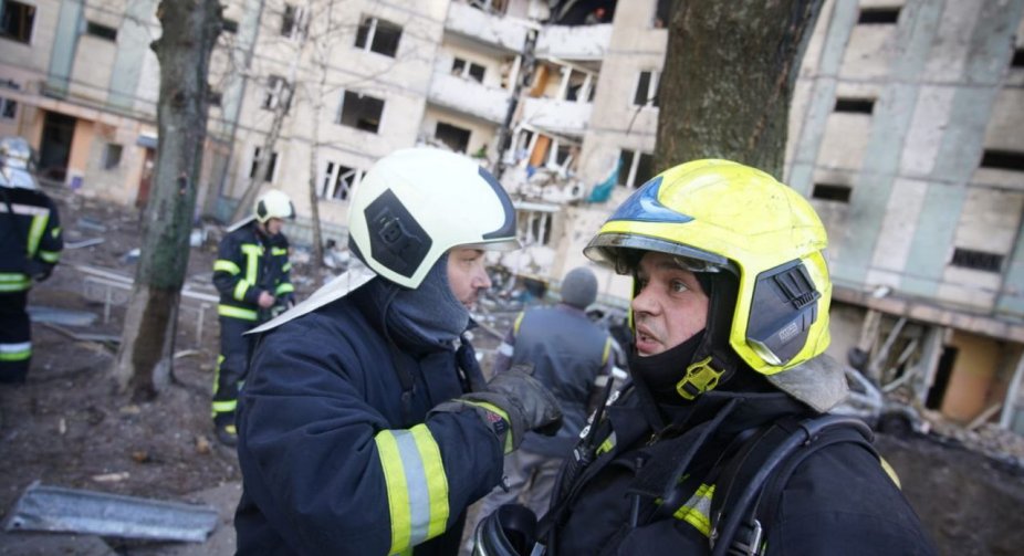 Понад 70 житлових будинків Києва пошкоджено внаслідок обстрілів – КДВА
