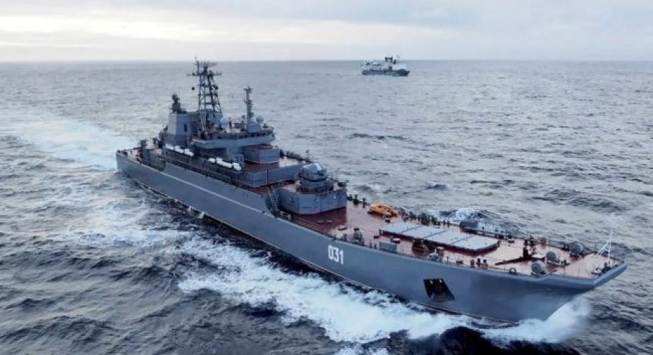 Біля берегів Одеси кружляв флот окупантів. Спікер ОВА підказав російському кораблю "напрямок"