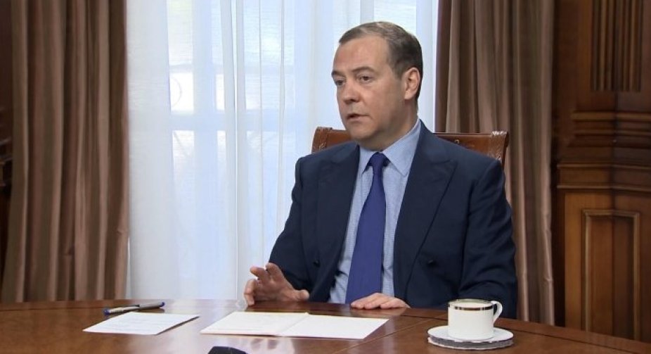 Путін особисто підготував та затвердив план вторгнення в Україну, — Медведєв