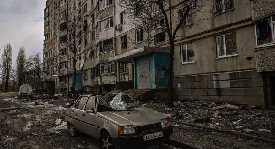Війська РФ продовжують обстрілювати Харківщину, найкритичнішою точкою залишається Ізюм. У небі - мінус три літаки окупантів