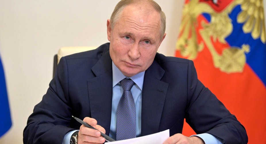 Putin signed a decree on gas trade with "unfriendly countries" in rubles