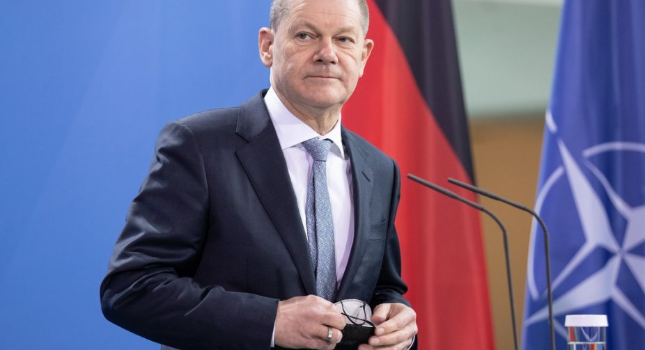 Шольц за кілька днів до вторгнення наполягав на тому, щоб Україна відмовилася від НАТО – ЗМІ
