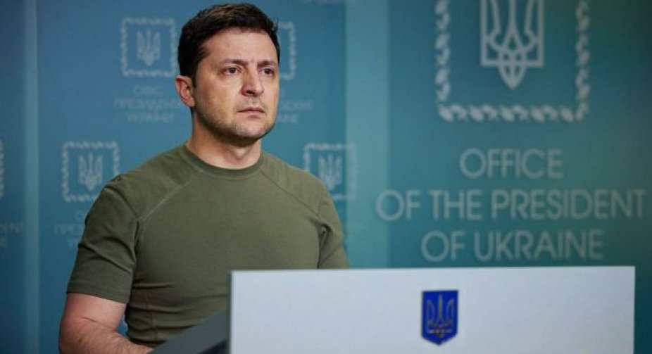 Питання деокупації Криму має бути вирішено у дипломатичному форматі, можливо, через десять років, - Зеленський