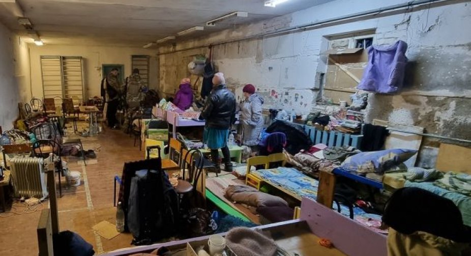 У селі під Черніговом окупанти тримали у підвалі школи понад 150 заручників, - голова ОВА