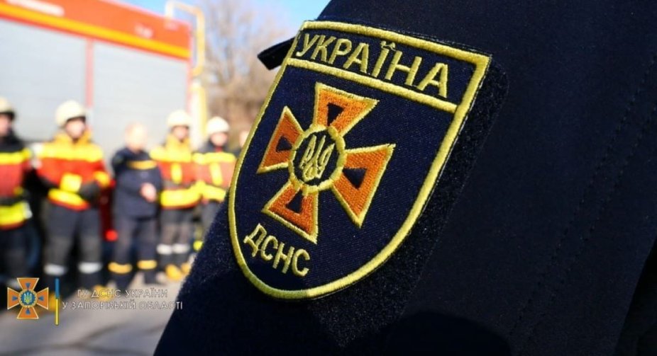 За добу миколаївські рятувальники ліквідували 8 пожеж, половина з яких була спричинена обстрілами