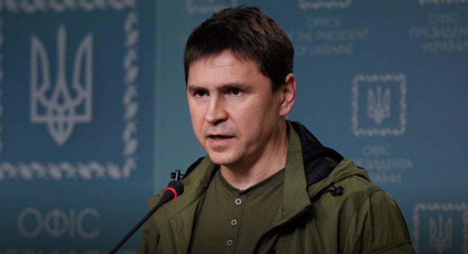 У Кремлі не поважають, у світі вважають порожнім місцем: Подоляк відповів на погрози Медведєва через затримання Медведчука