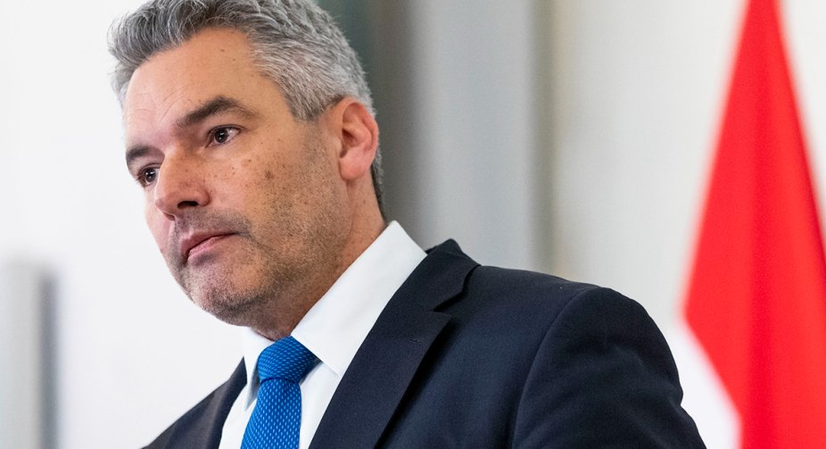 Канцлер Австрії: Відень, Берлін та Будапешт проти ведення ембарго на постачання російського газу