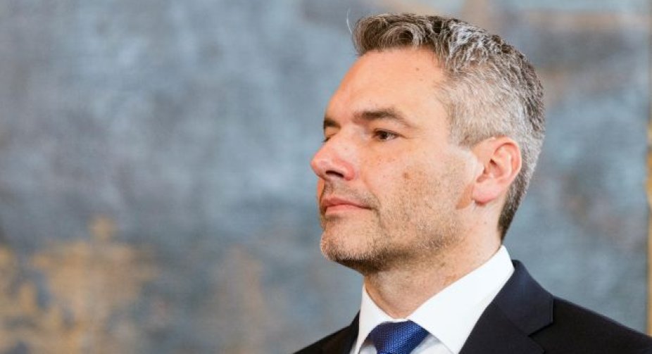 Нехаммер про переговори України та Росії: невелике вікно можливостей залишається