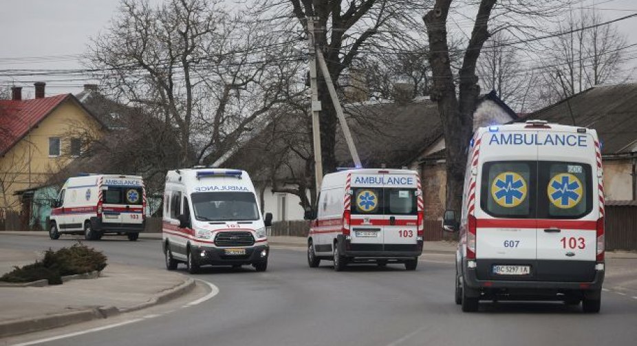 Миколаїв зазнав ворожого обстрілу, є постраждалі, обстріляли і Одеську область