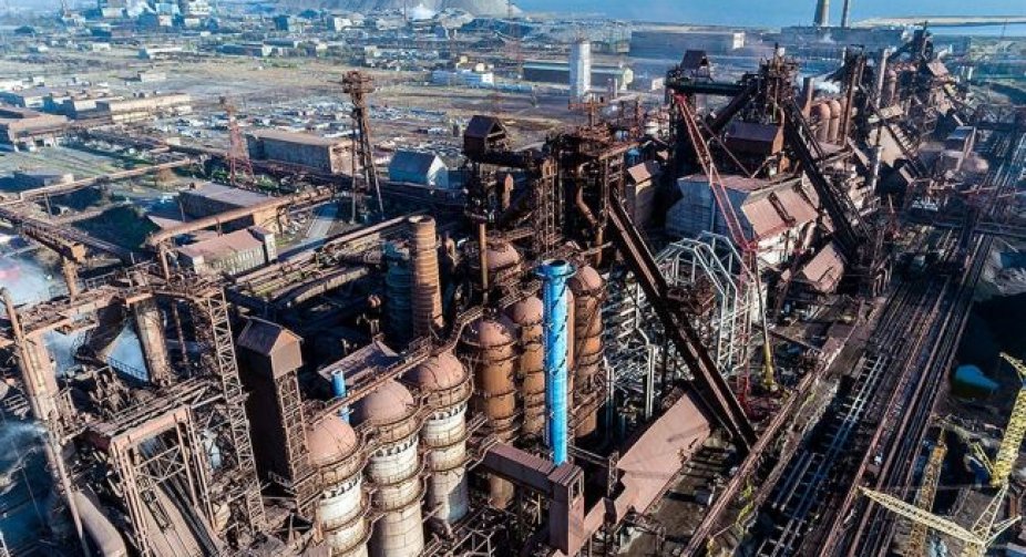 Окупанти майже повністю знищили завод "Азовсталь" - заступник командира полку "Азов"
