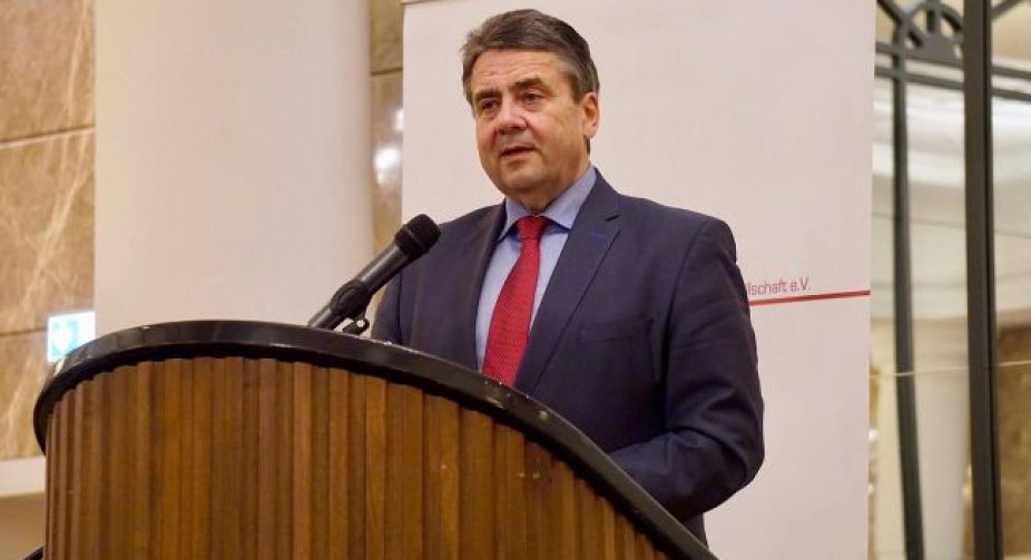Колишній глава МЗС ФРН визнав помилки щодо "Північного потоку-2"