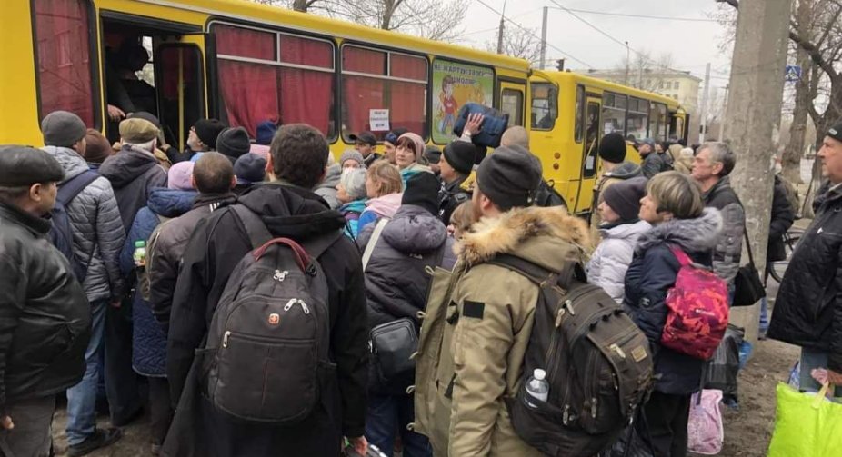 Евакуація: сьогодні спробують відкрити гуманітарний коридор із Херсонської області