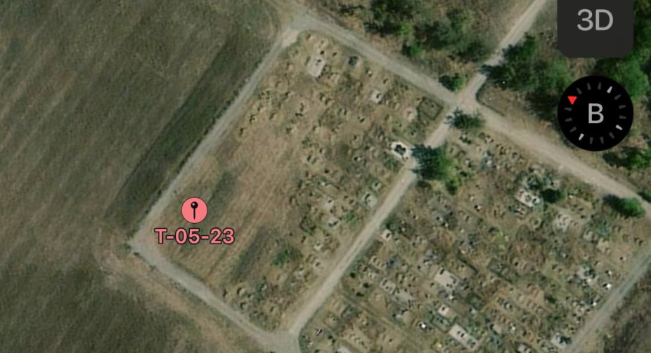 Під Маріуполем було знайдено 30-метрові братські могили, куди військові РФ звозять вбитих — радник мера