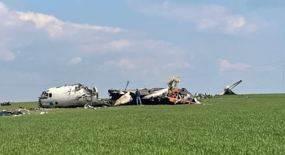 Внаслідок падіння літака Ан-26 у Запорізькій області один пілот загинув і двоє перебувають у лікарні – спікер ОВА