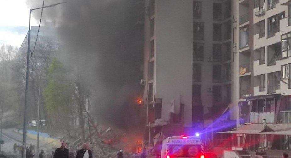 Rocket attack by occupants on Kyiv: four people hospitalized