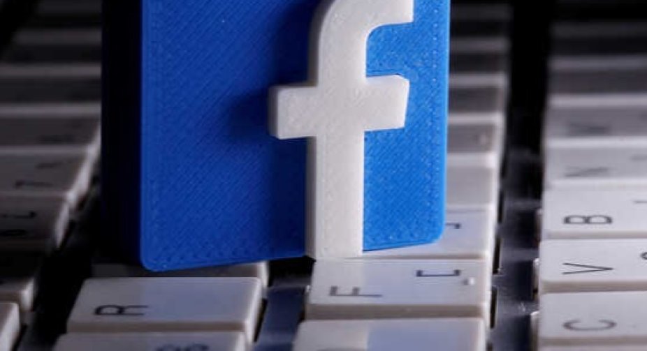 Facebook to label all posts about COVID-19 vaccines