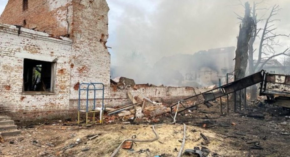 Вночі ворог бомбардував школи та будинки Чернігівщини  