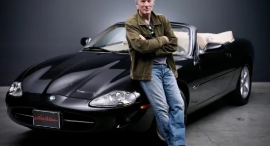 Richard Gere auctioned off a rare Jaguar to help Ukrainians