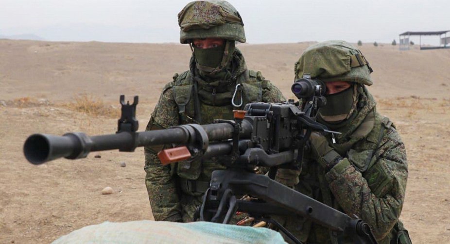 Окупанти знову намагаються прорватися через кордон у Сумській області, триває бій  